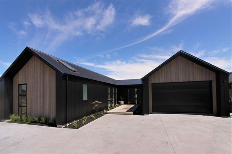 Photo of property in 14 Harakeke Drive, Wharewaka, Taupo, 3330