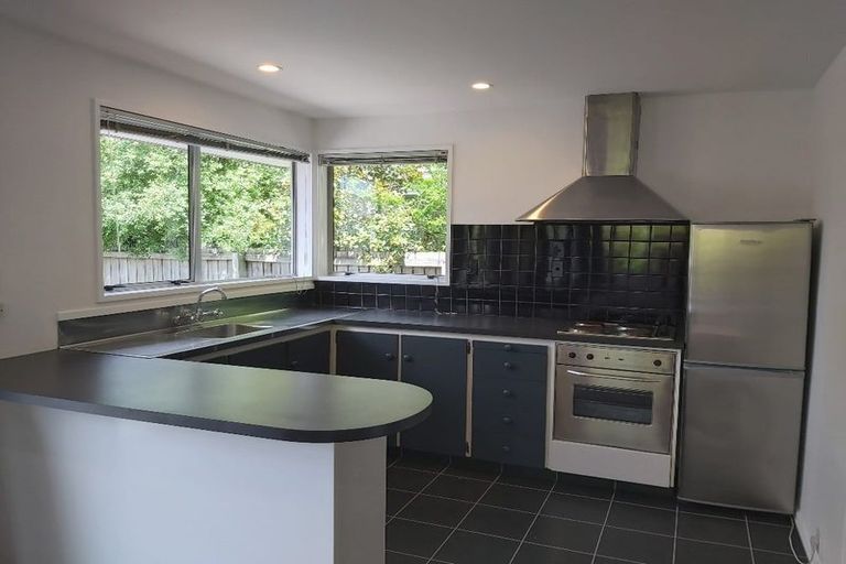 Photo of property in 2/28 Konini Street, Riccarton, Christchurch, 8041