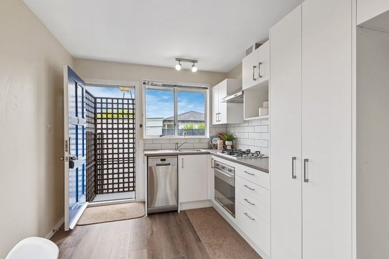 Photo of property in 3/9a Avonhead Road, Avonhead, Christchurch, 8042