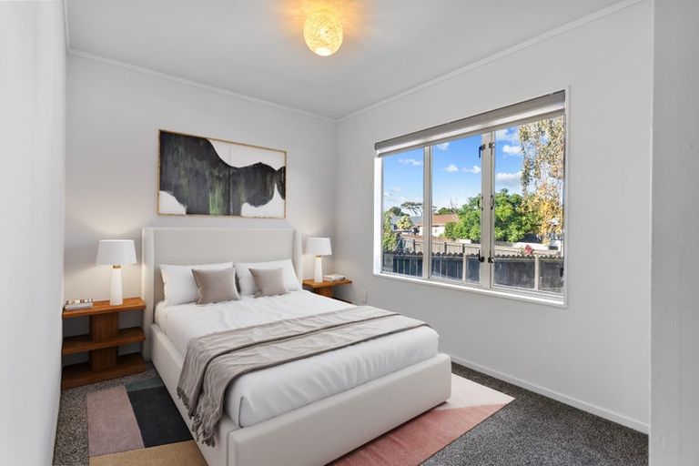 Photo of property in 4 Stoll Place, Clendon Park, Auckland, 2103