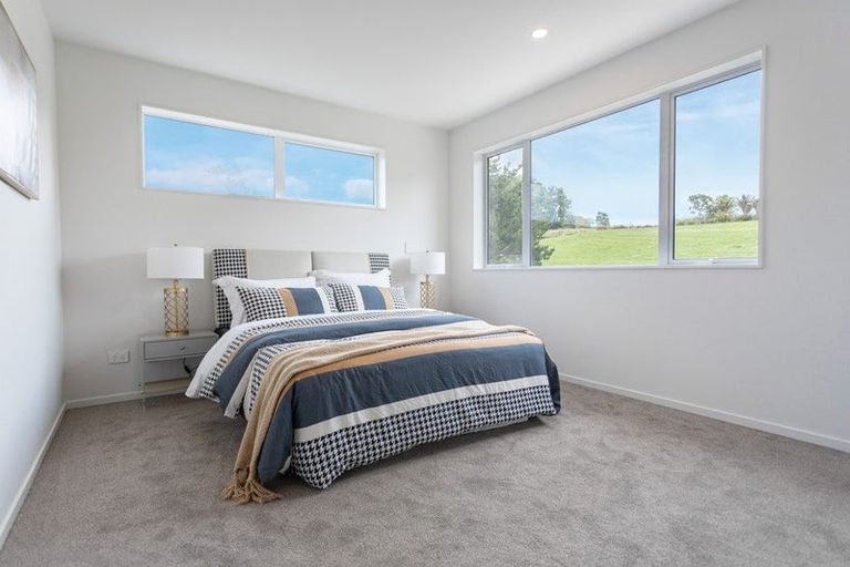Photo of property in 36 Baumea Rise, Massey, Auckland, 0614
