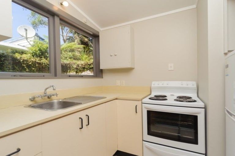 Photo of property in 15 Cottleville Terrace, Thorndon, Wellington, 6011