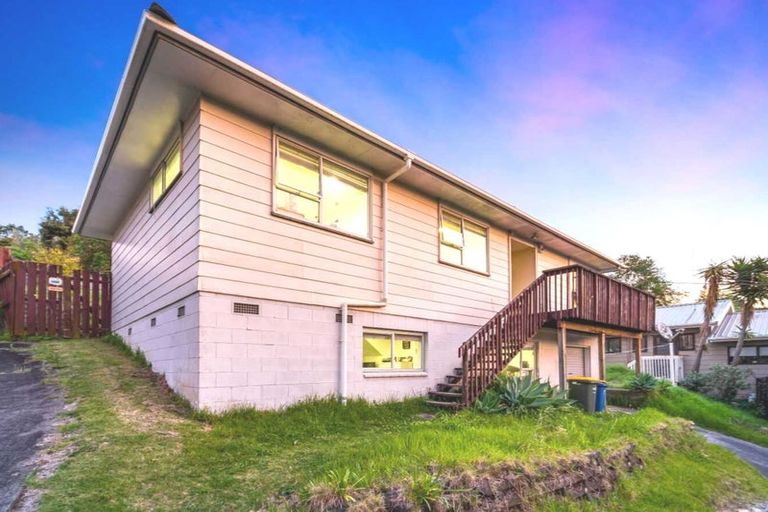 Photo of property in 33 Archers Road, Hillcrest, Auckland, 0629