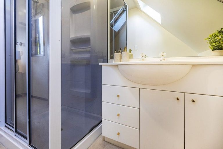 Photo of property in 237 Ilam Road, Ilam, Christchurch, 8041