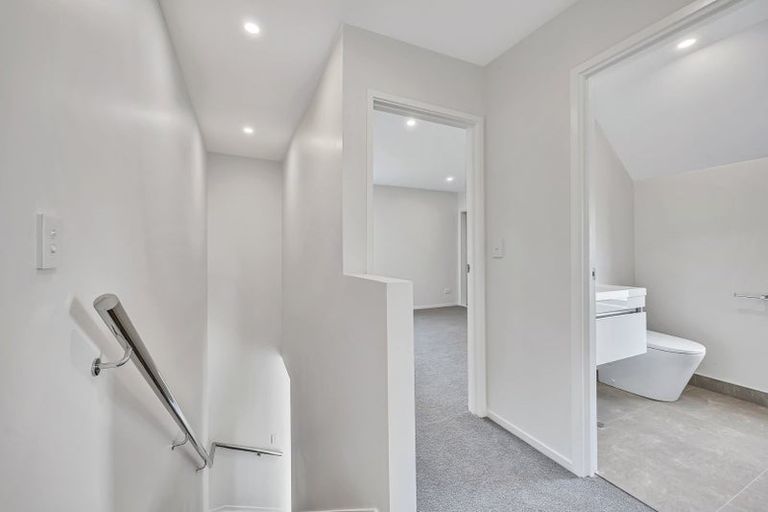 Photo of property in 10/17 Ambler Avenue, Glen Eden, Auckland, 0602