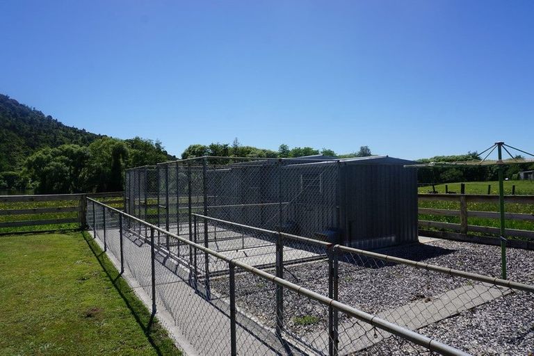 Photo of property in 748 Hakarimata Road, Huntly, 3771