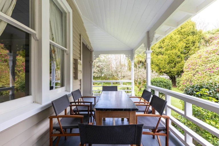 Photo of property in 1 Kahikatea Street, Inglewood, 4330