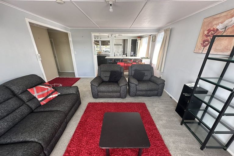 Photo of property in 48 College Road, Edgecumbe, 3120