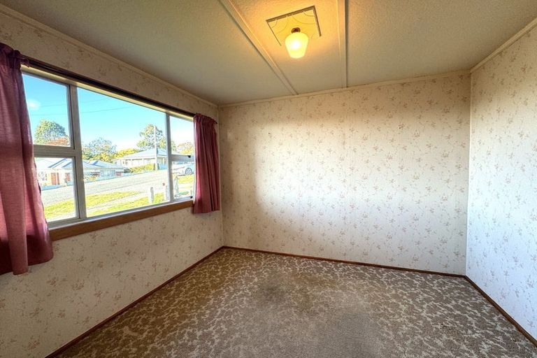 Photo of property in 28 Market Street, Kaitangata, 9210