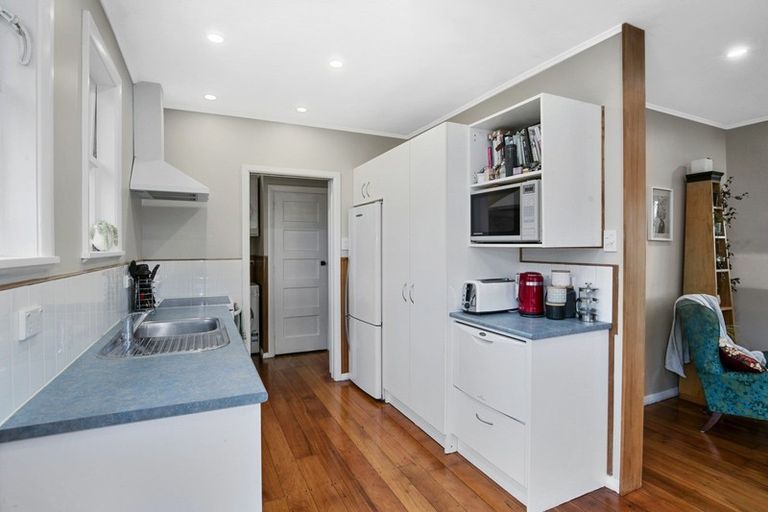 Photo of property in 21 Toomath Street, Naenae, Lower Hutt, 5011