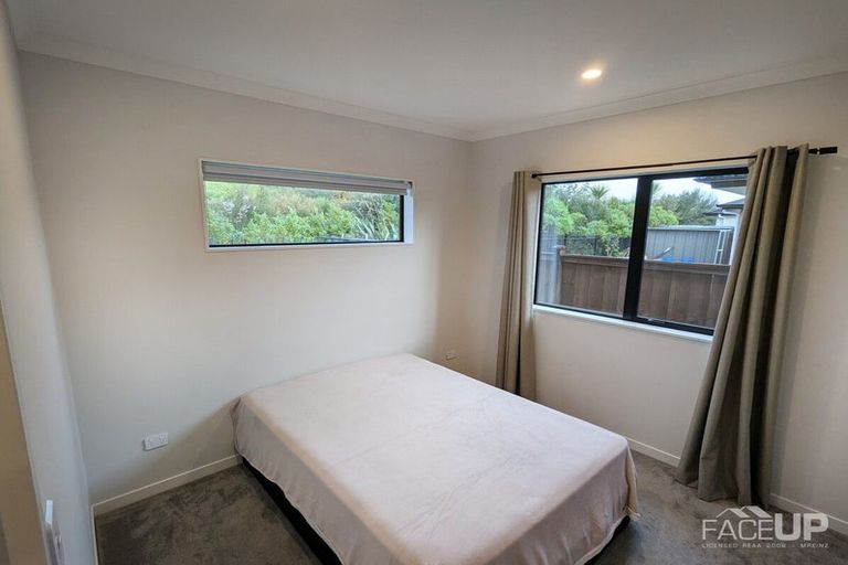 Photo of property in 21 Holcroft Street, Papakura, 2110