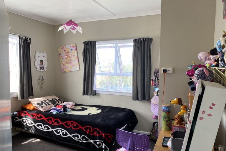 Photo of property in 14 Leicester Street, Patea, 4520