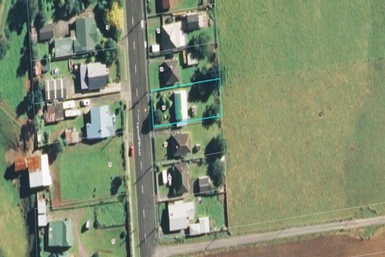 Photo of property in 16 Egmont Street, Kaponga, Hawera, 4679