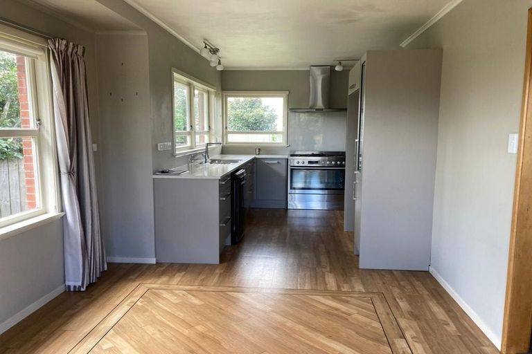 Photo of property in 4 Barnhill Crescent, Pahurehure, Papakura, 2113