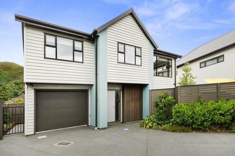 Photo of property in 6d Te Whiti Grove, Waterloo, Lower Hutt, 5011