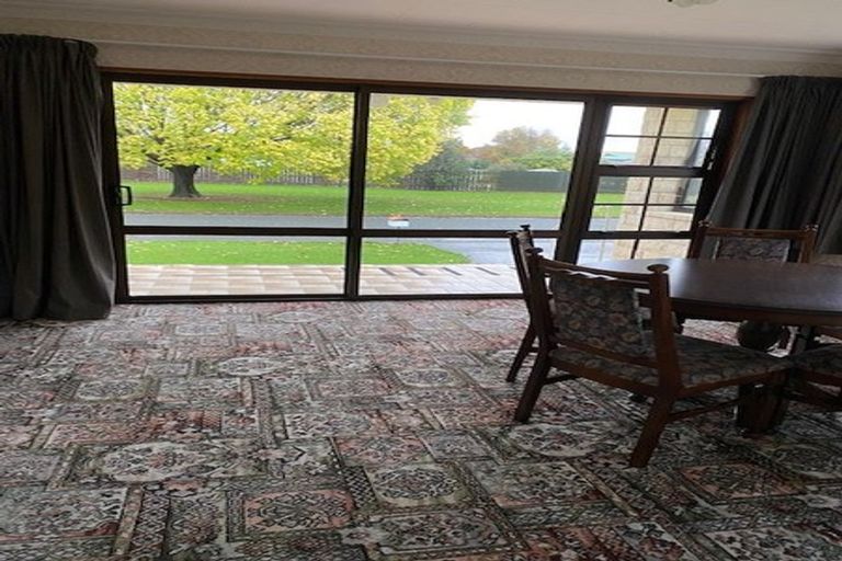 Photo of property in 7 Niddry Crescent, Winton, 9720