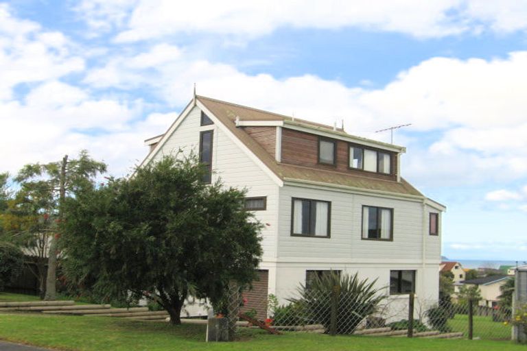 Photo of property in 12 Matangi Terrace, Snells Beach, 0920