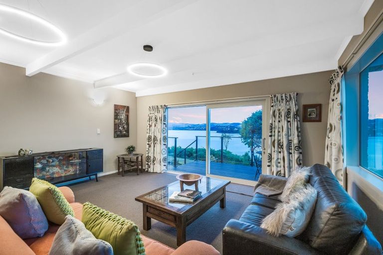 Photo of property in 64a Mana View Road, Paremata, Porirua, 5026