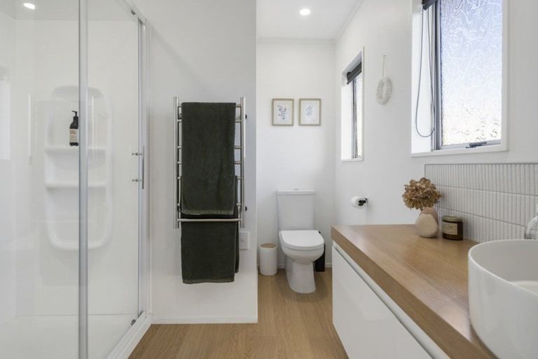 Photo of property in 111 Wattle Place, Whangamata, 3620