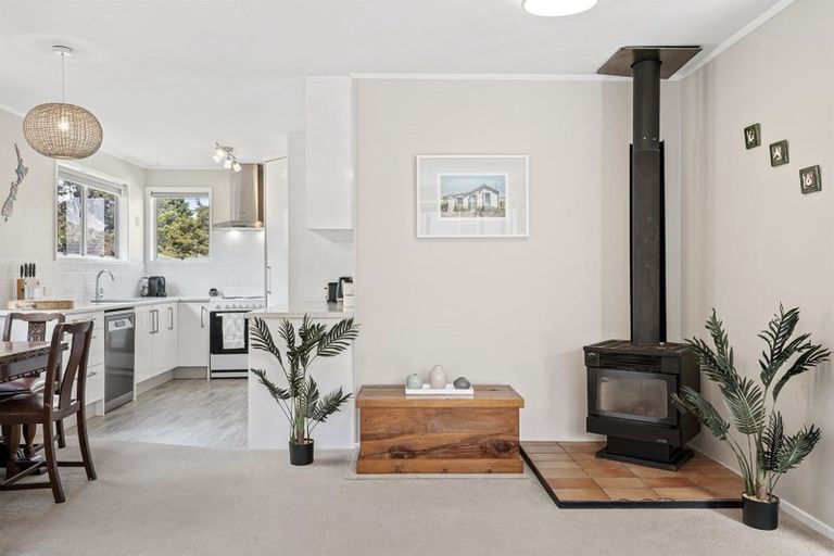 Photo of property in 1/22 Hobby Avenue, Birkdale, Auckland, 0626