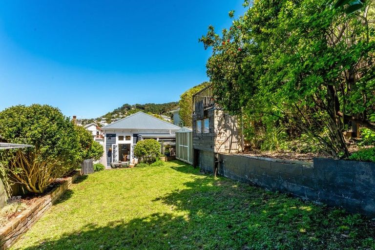Photo of property in 8 Henry Street, Kilbirnie, Wellington, 6022