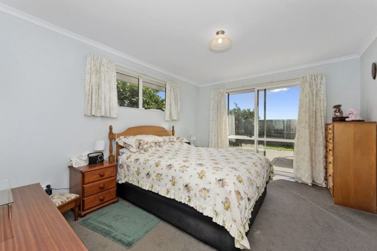 Photo of property in 8 Ruske Place, Grandview Heights, Hamilton, 3200