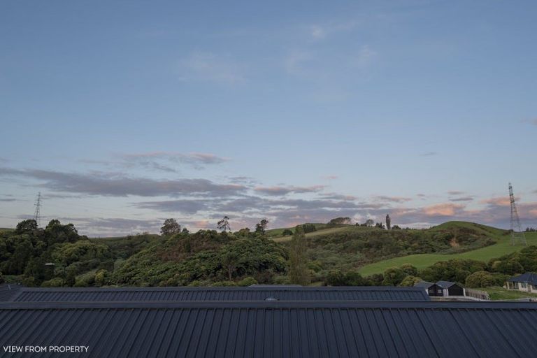 Photo of property in 26 Hayward Place, Ohauiti, Tauranga, 3112