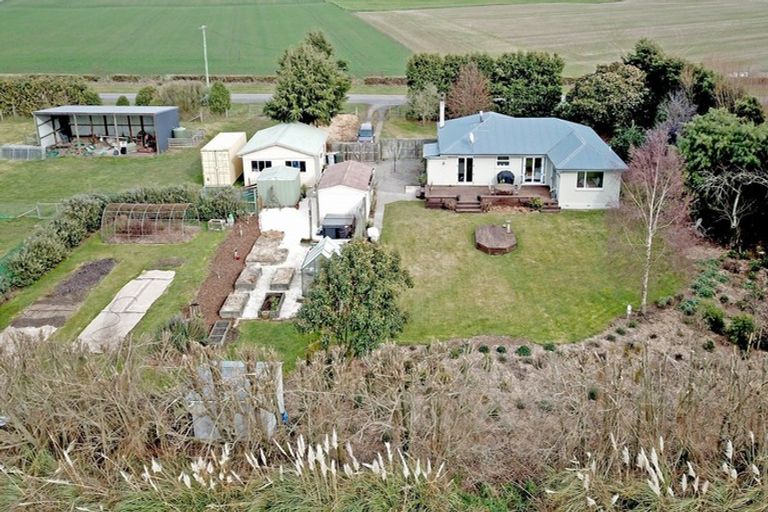 Photo of property in 75 Cowans Road, Leeston, 7683