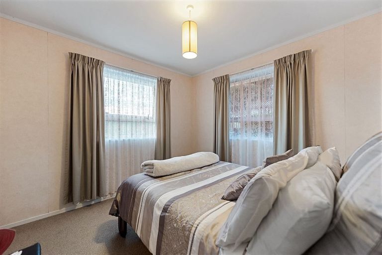 Photo of property in 19 Ridgeway Place, Glenview, Hamilton, 3206