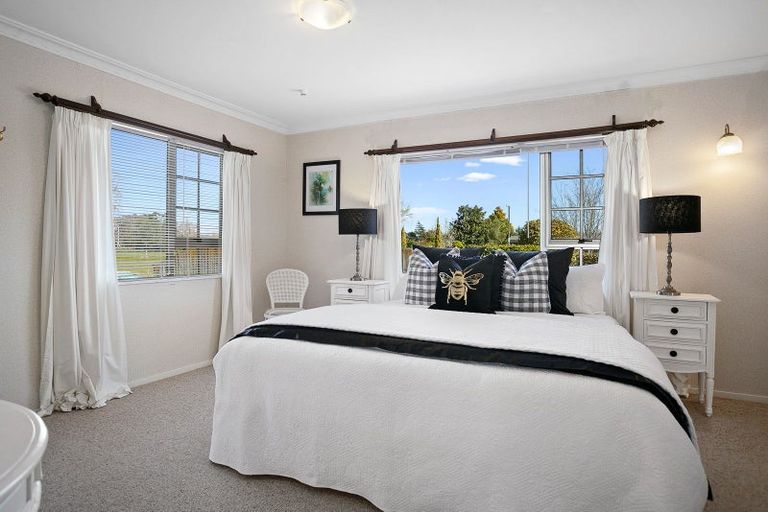 Photo of property in 10 Broadmeadows Road, Pukemoremore, Hamilton, 3493