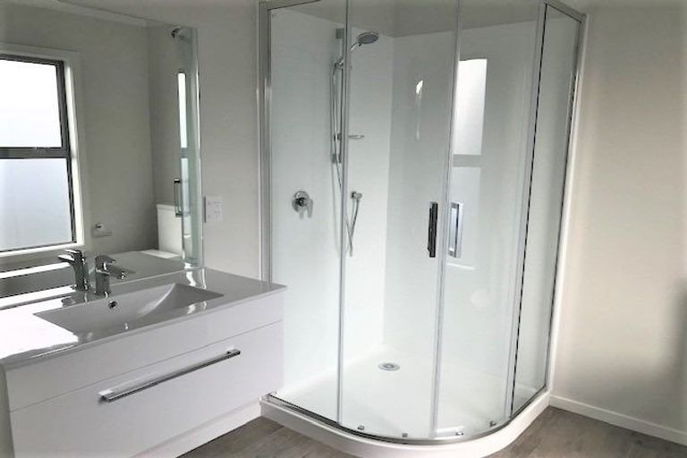 Photo of property in 12 Taiko Place, Kenepuru, Porirua, 5022