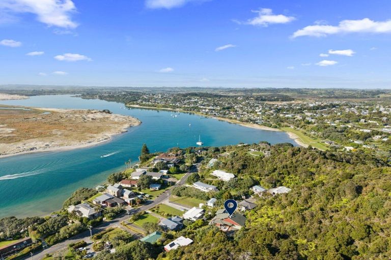 Photo of property in 123 Wintle Street, Mangawhai Heads, Mangawhai, 0505