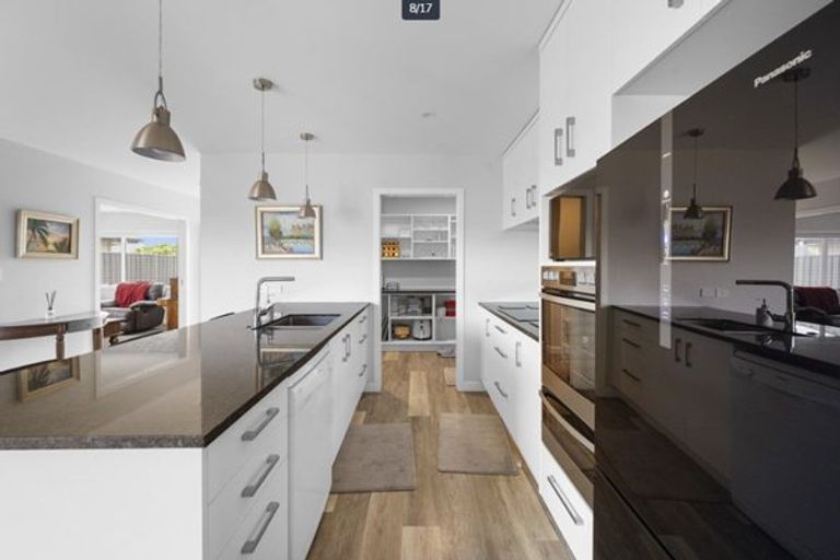 Photo of property in 8 Kaituna Place, Te Awa, Napier, 4110