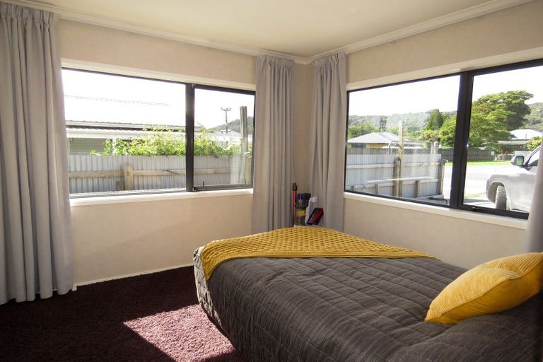 Photo of property in 72 Crampton Road, Reefton, 7830