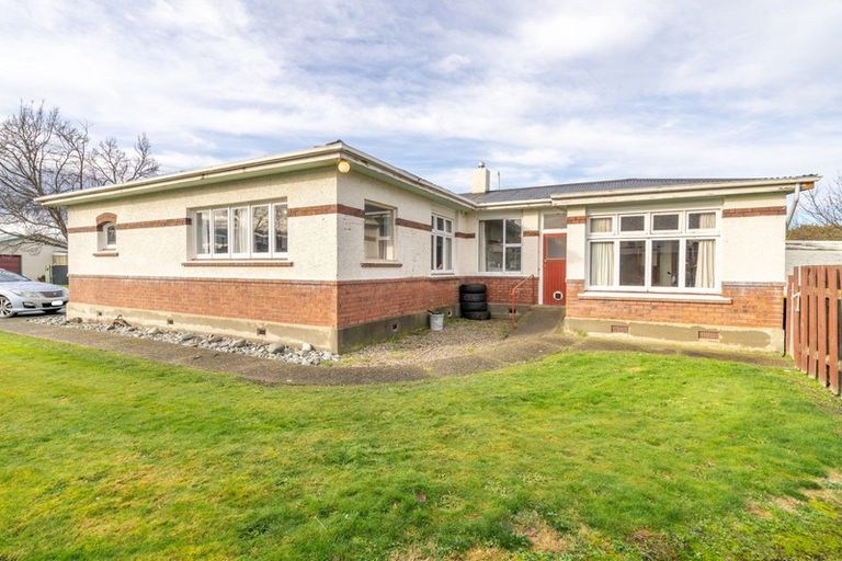 Photo of property in 21 Gilbert Street, Gore, 9710