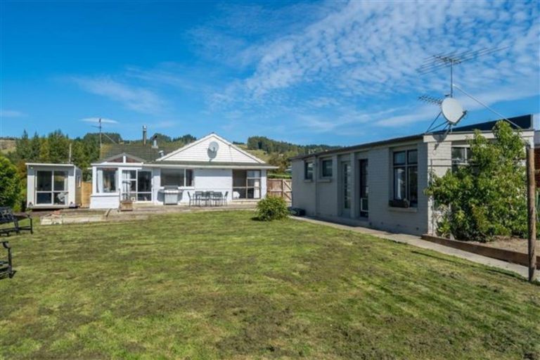 Photo of property in 25 Soper Road, Mosgiel, 9024