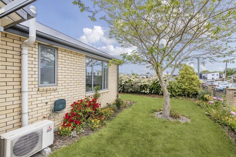 Photo of property in 1/8 Evatt Street, Bryndwr, Christchurch, 8053