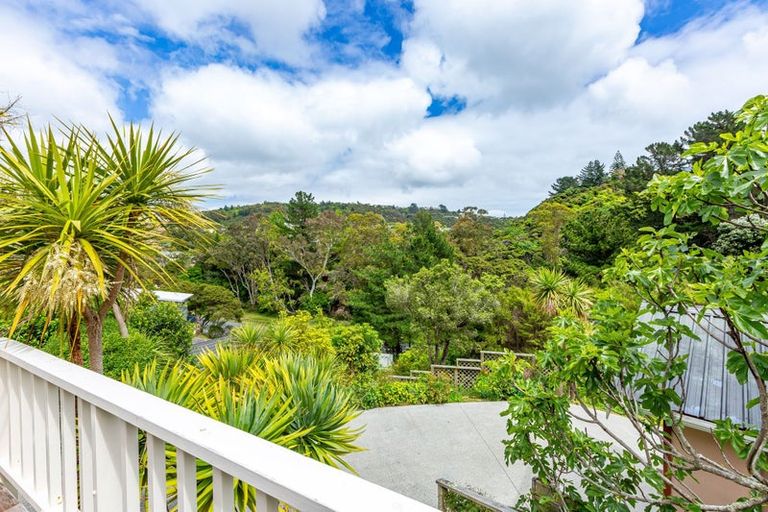 Photo of property in 25 Postgate Drive, Whitby, Porirua, 5024