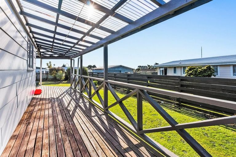 Photo of property in 45 Sunnyvale Street, Bell Block, New Plymouth, 4312