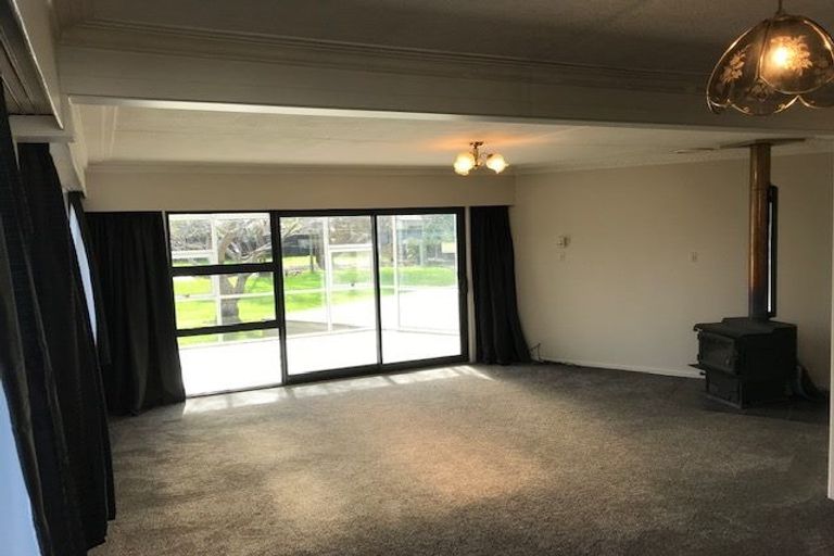 Photo of property in 44 Douglas Street, Grasmere, Invercargill, 9810