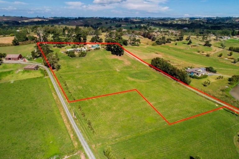 Photo of property in 218 Postman Road, Dairy Flat, Albany, 0794