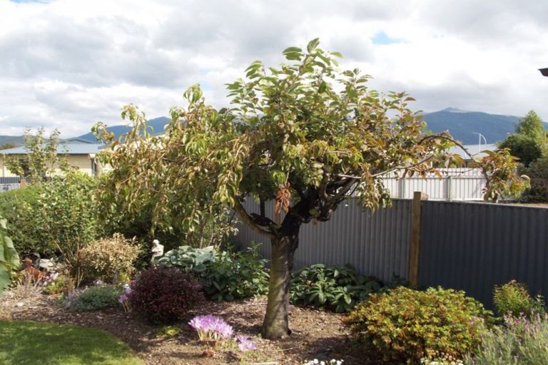 Photo of property in 5b Kepler Place, Te Anau, 9600
