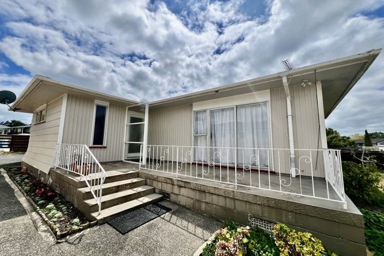 Photo of property in 44 Marvon Downs Avenue, Pakuranga Heights, Auckland, 2010
