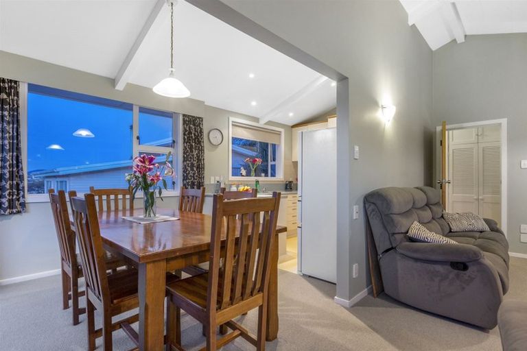 Photo of property in 37 Ernest Street, Ranui, Porirua, 5024