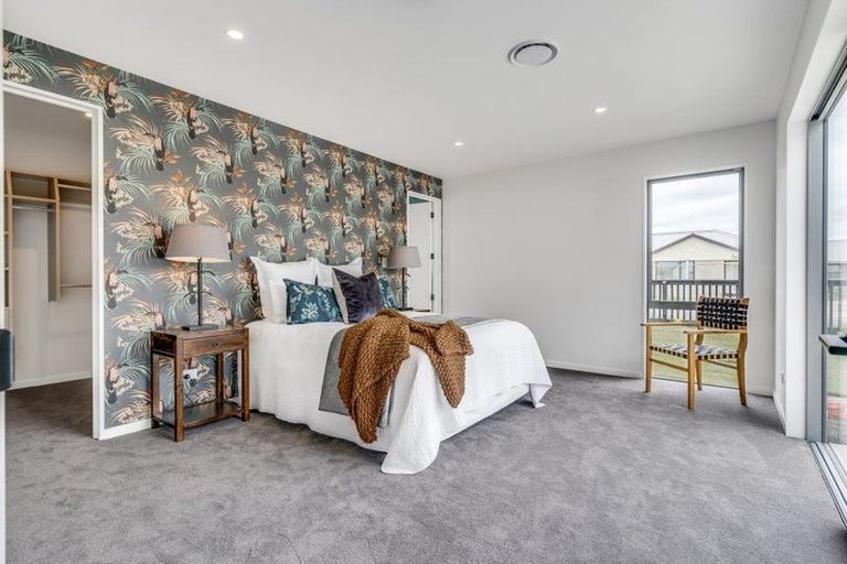 Photo of property in 5 Frank Ernest Crescent, Prebbleton, 7604