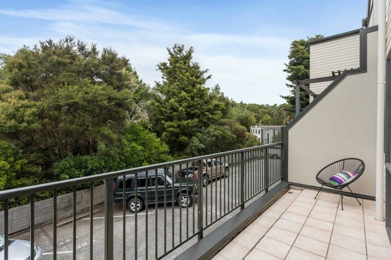 Photo of property in 8a Flynn Street, Birkdale, Auckland, 0626