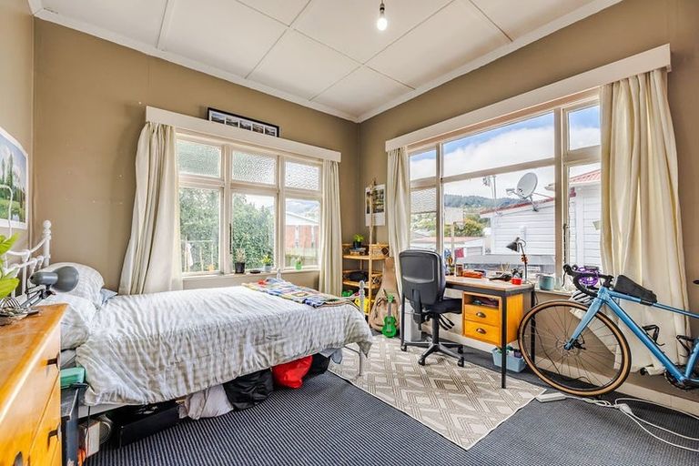 Photo of property in 24 Gladstone Road, North East Valley, Dunedin, 9010