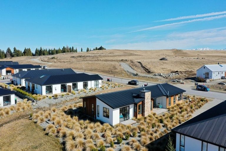 Photo of property in 23 Andrew Don Drive, Lake Tekapo, 7999