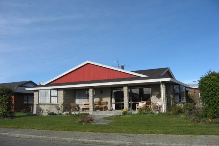 Photo of property in 15 Waterford Drive, Winton, 9720