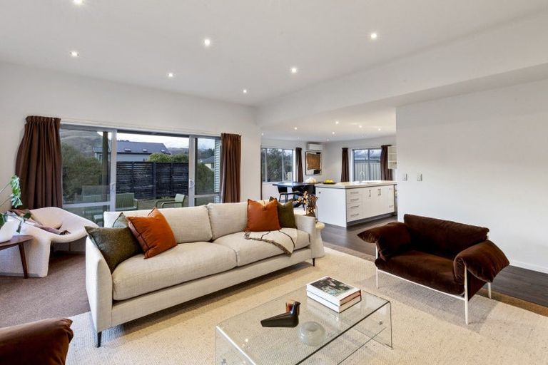 Photo of property in 18 Lochnagar Drive, Lake Hayes, Queenstown, 9304